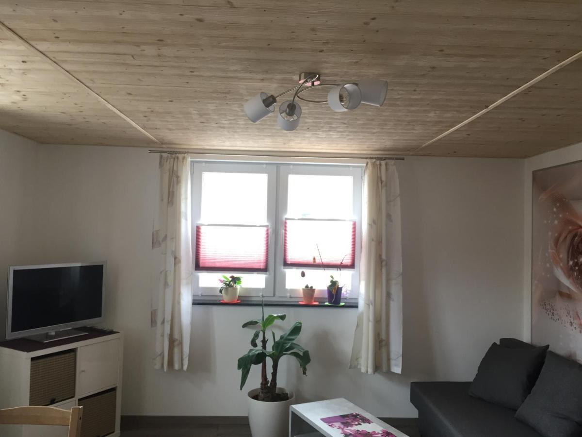 Gross Apartment *